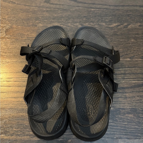 Chaco Black Lowdown Sport Sandal with Adjustable Straps - Picture 1 of 5